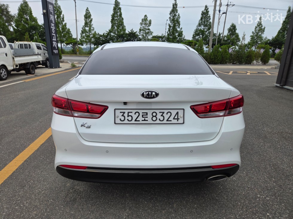 2016 - kia k5
