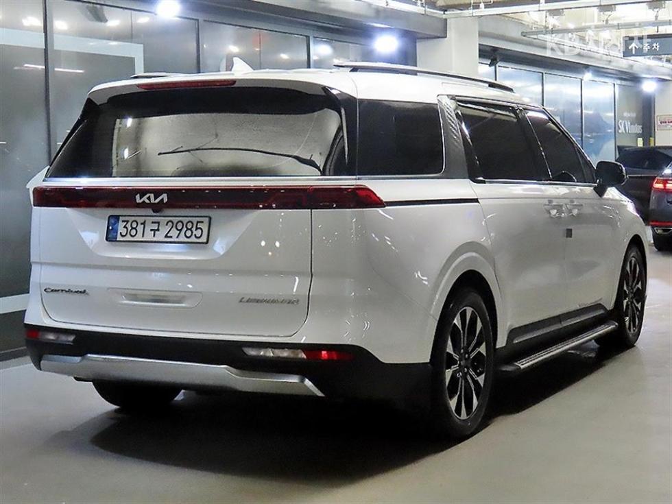 2021 - kia carnival