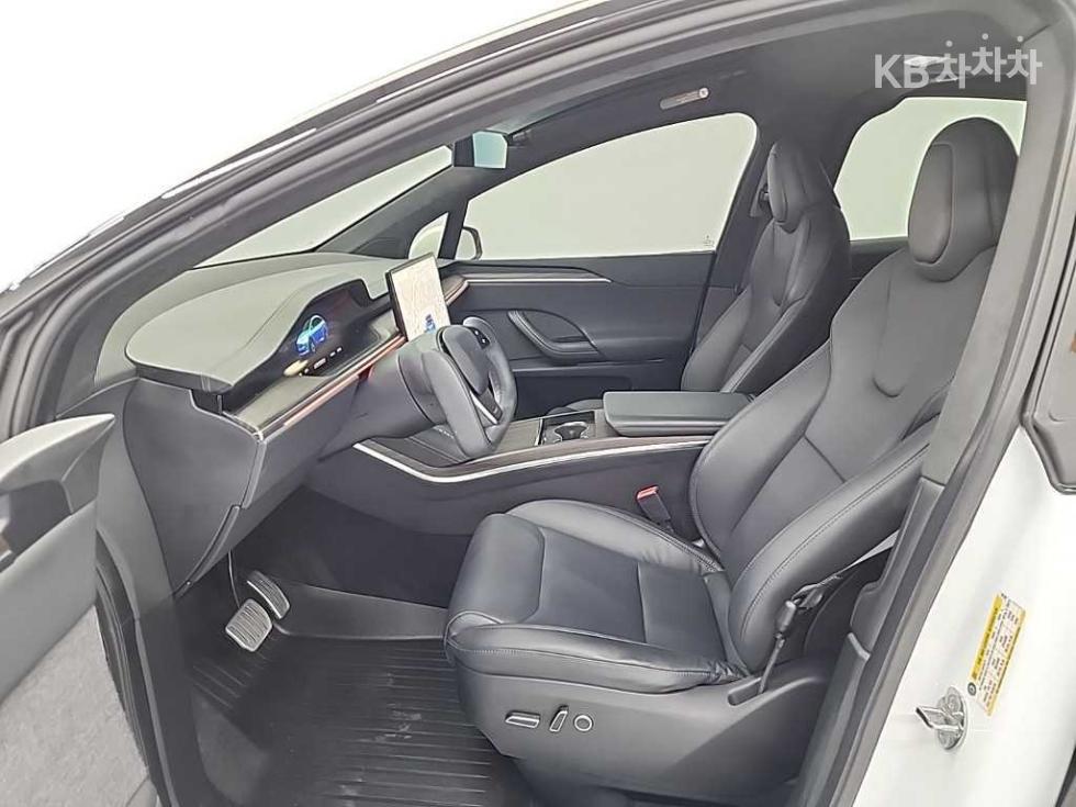 Tesla Model X — miniaturë 11