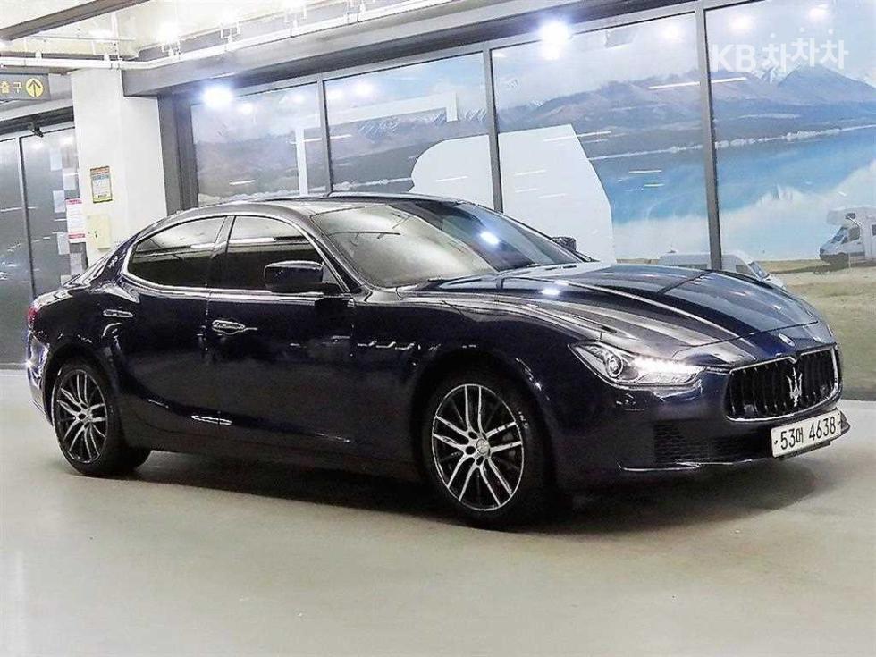 Maserati Гибли