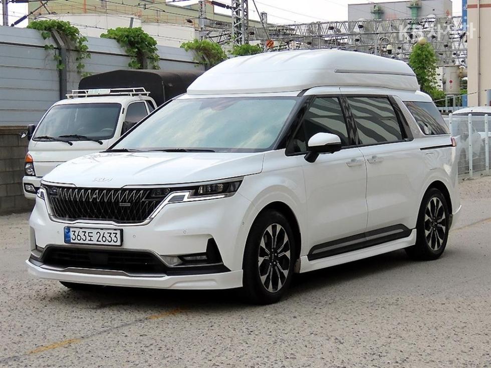 2023 - kia carnival
