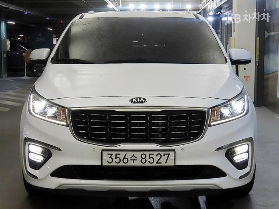 2019 - kia carnival