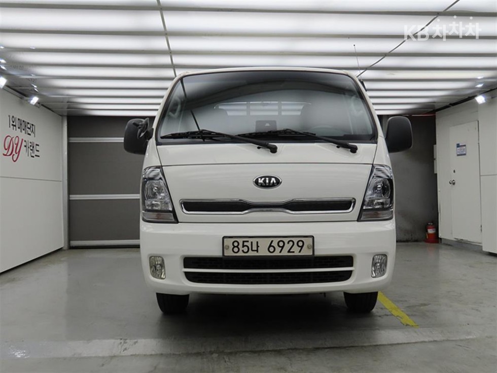 2022 - kia bongo iii