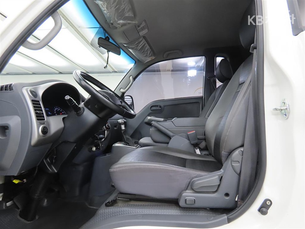 2022 - kia bongo iii