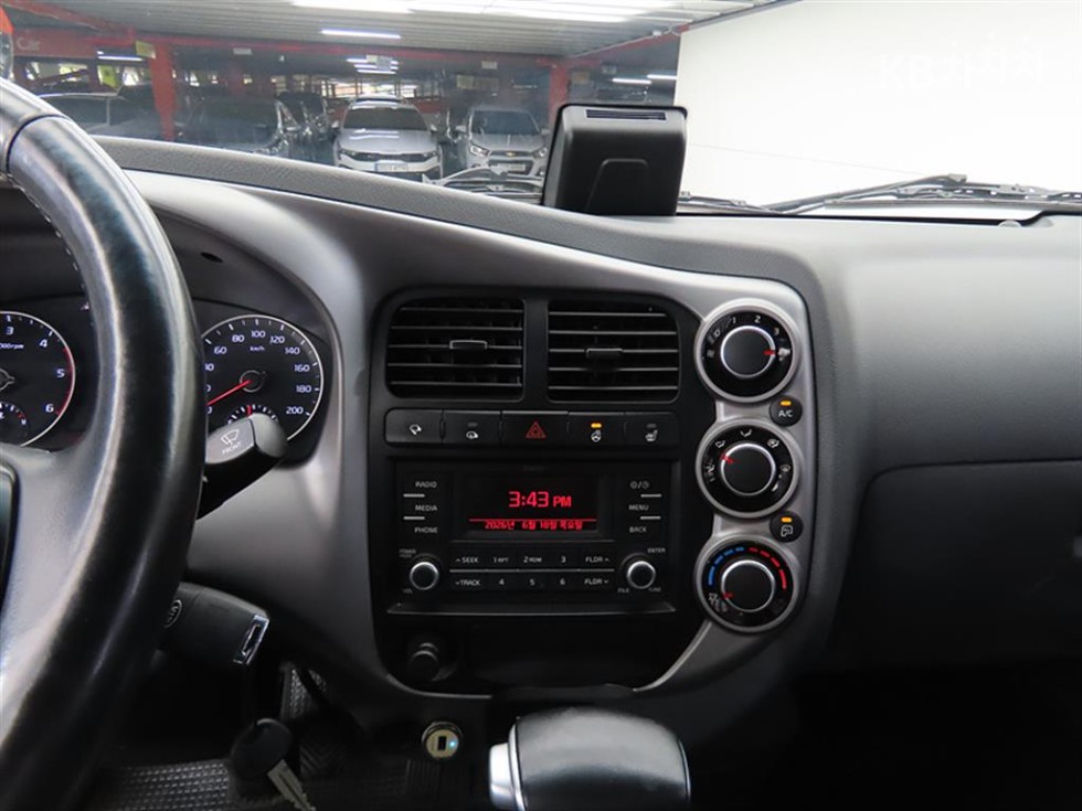 2022 - kia bongo iii
