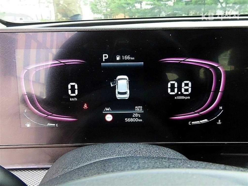 2022 - kia sportage