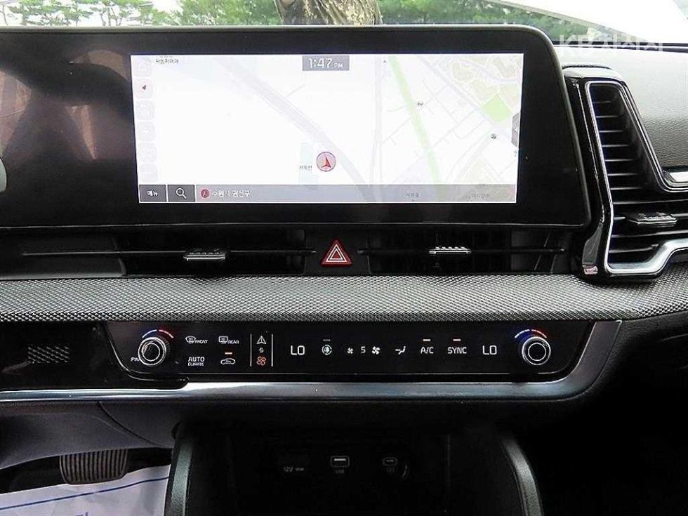 2022 - kia sportage
