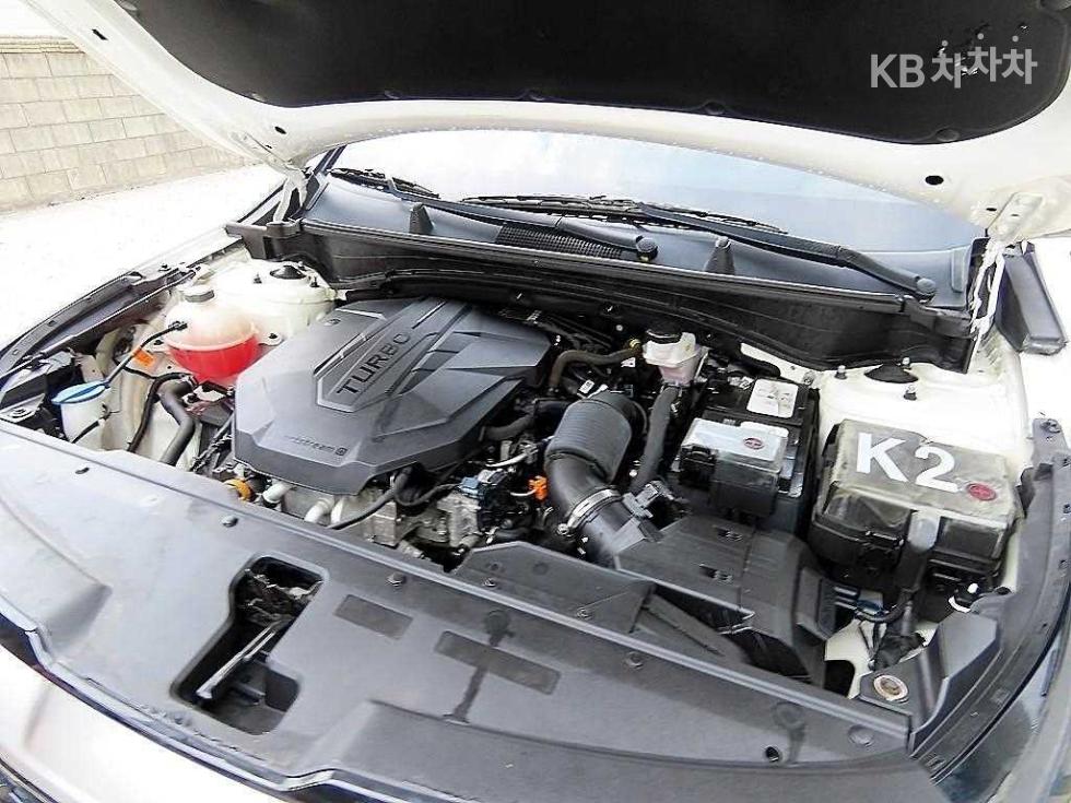 2022 - kia sportage
