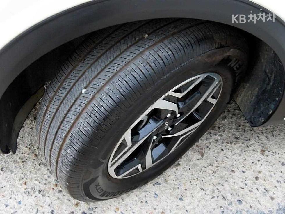 2022 - kia sportage