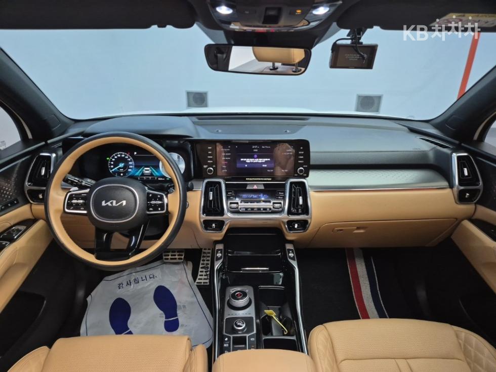 2023 - kia sorento