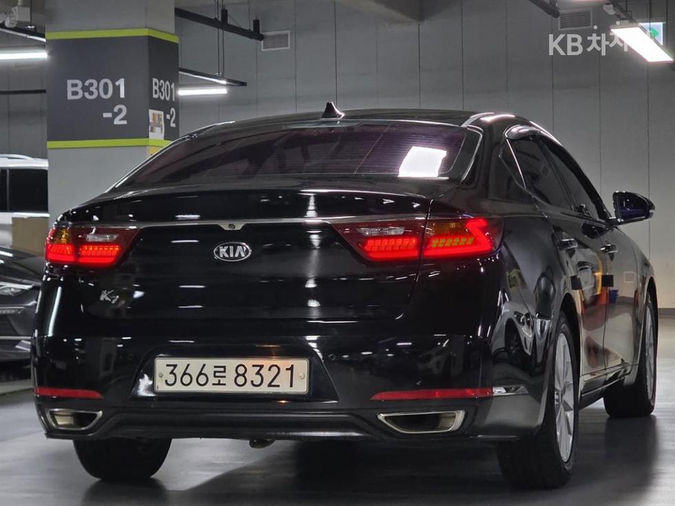 2017 - kia k7
