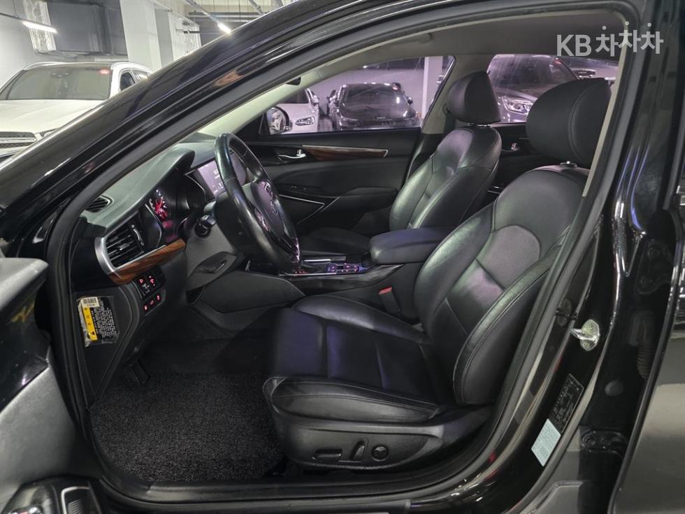 2017 - kia k7