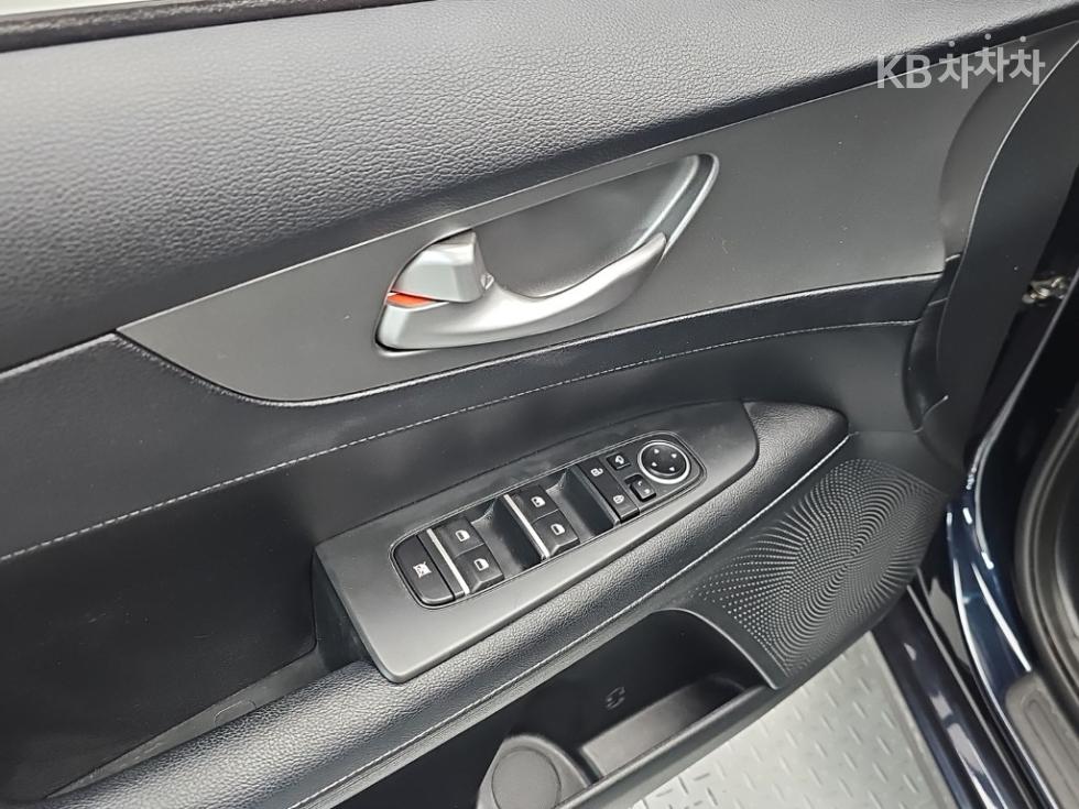2019 - kia k3