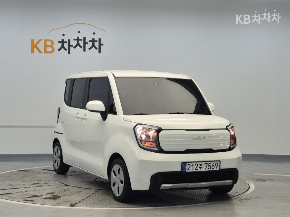2023 - kia kia