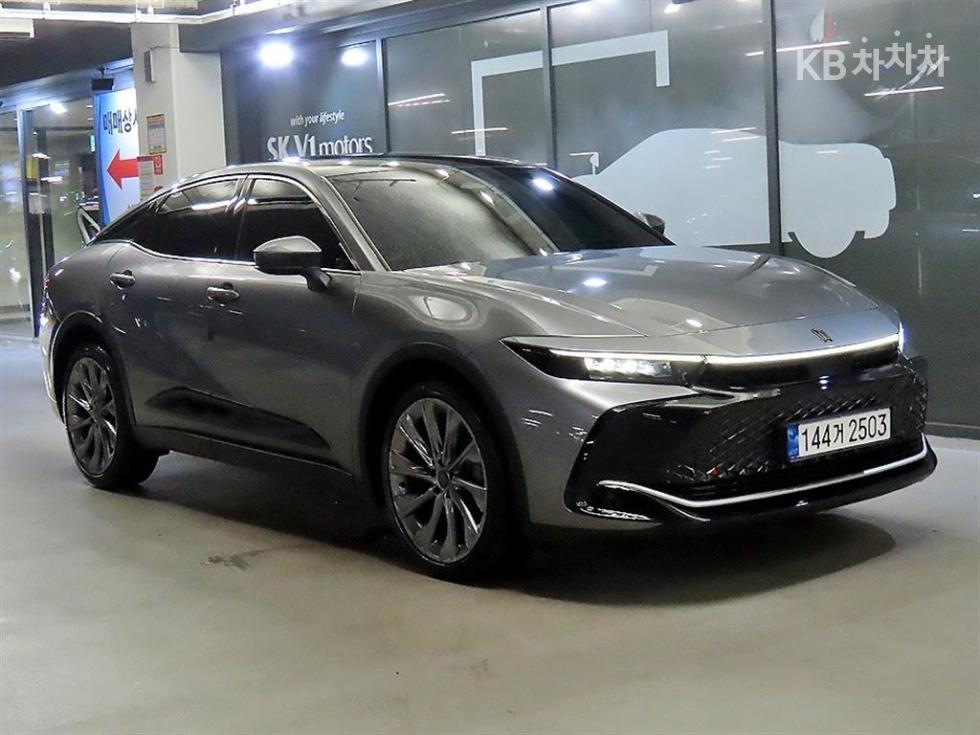 2023 toyota crown