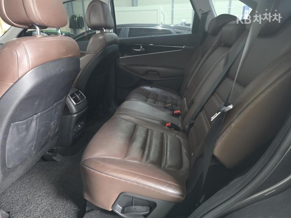 2016 - kia sorento