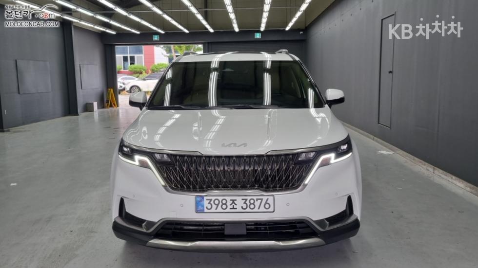 2023 - kia carnival