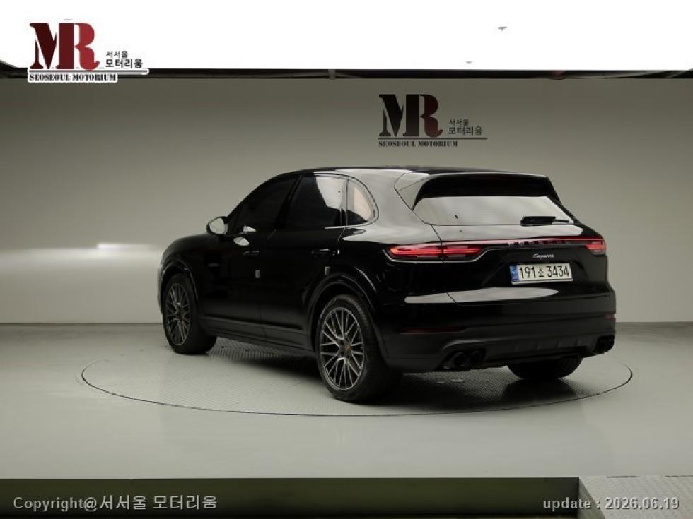 Porsche Cayenne — miniaturë 4