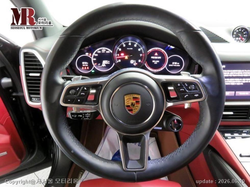 Porsche Cayenne — miniaturë 8