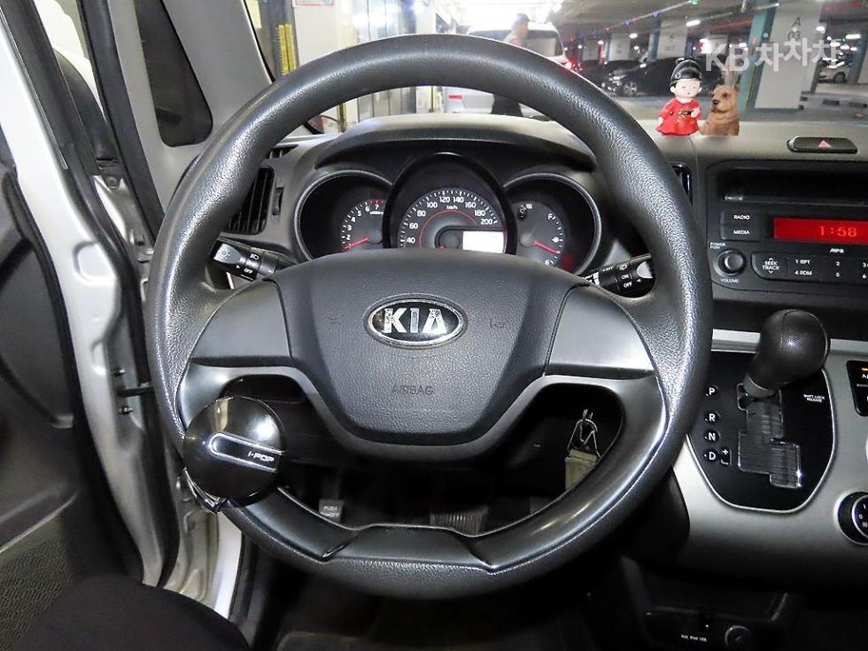 2014 - kia ray-ban