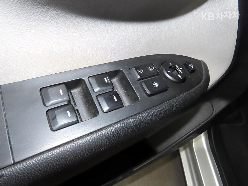 2014 - kia ray-ban