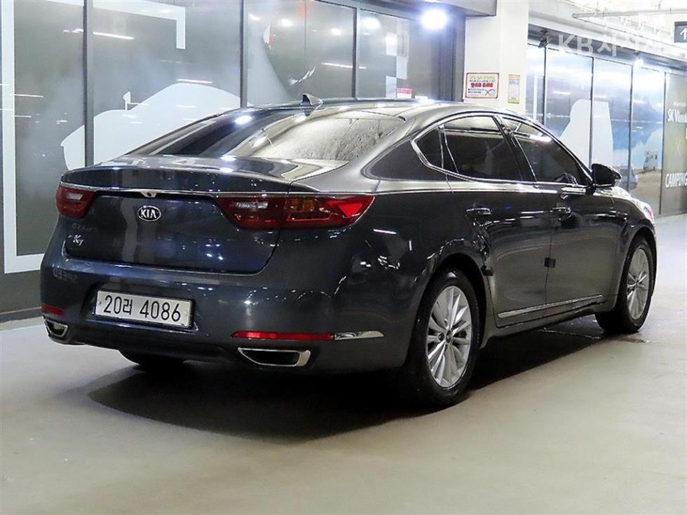 2017 - kia k7