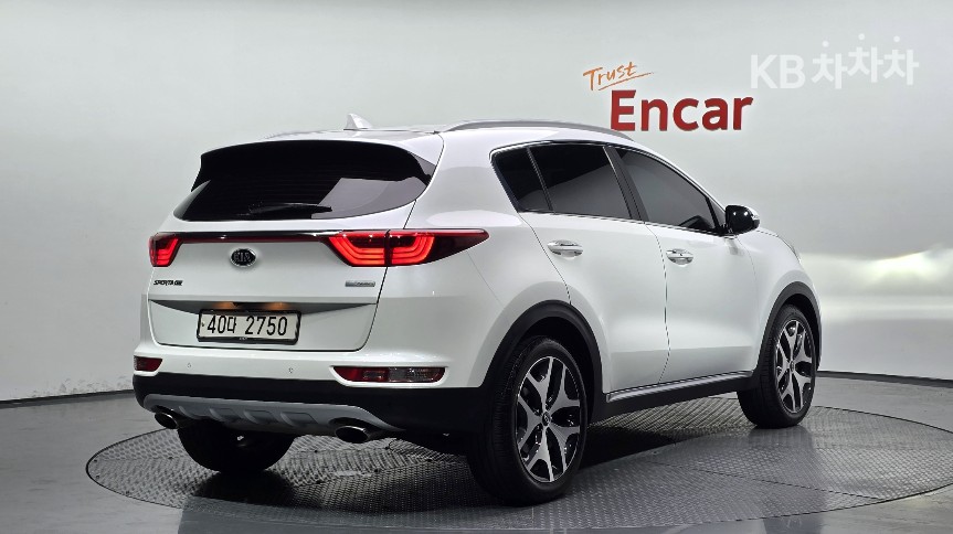 2017 - kia sportage