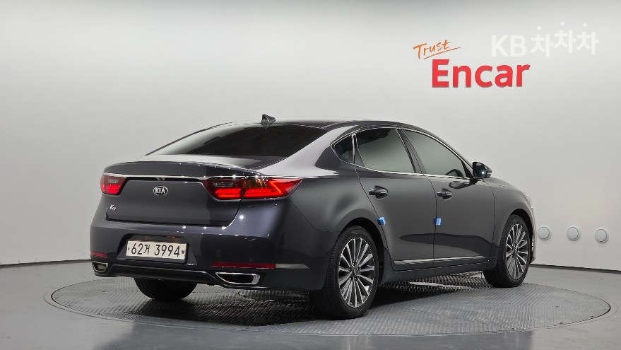 2018 - kia k7