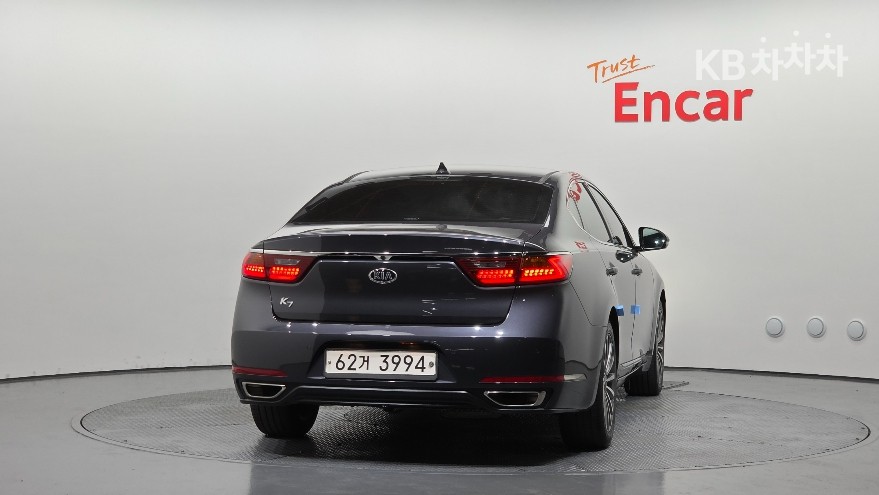 2018 - kia k7
