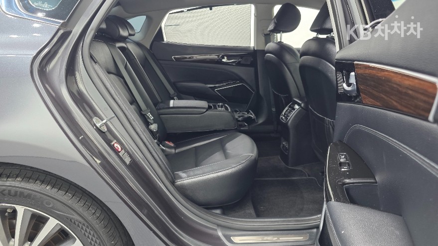 2018 - kia k7