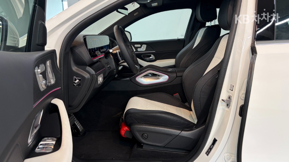 Mercedes-Benz GLE — miniaturë 11