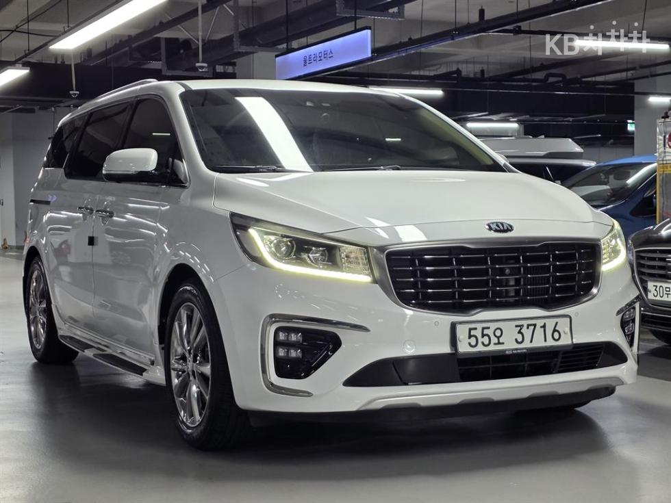 2019 - kia carnival