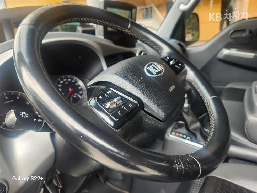 2022 - kia bongo iii