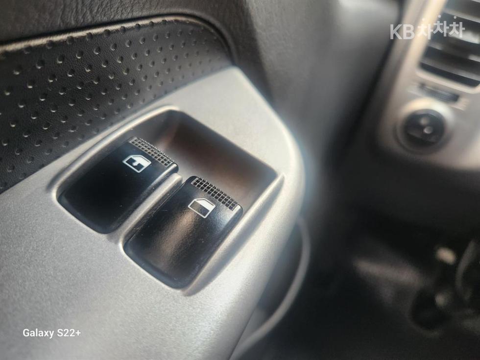2022 - kia bongo iii