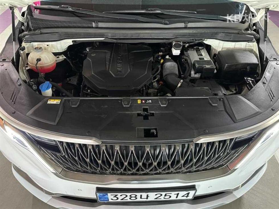 2023 - kia carnival