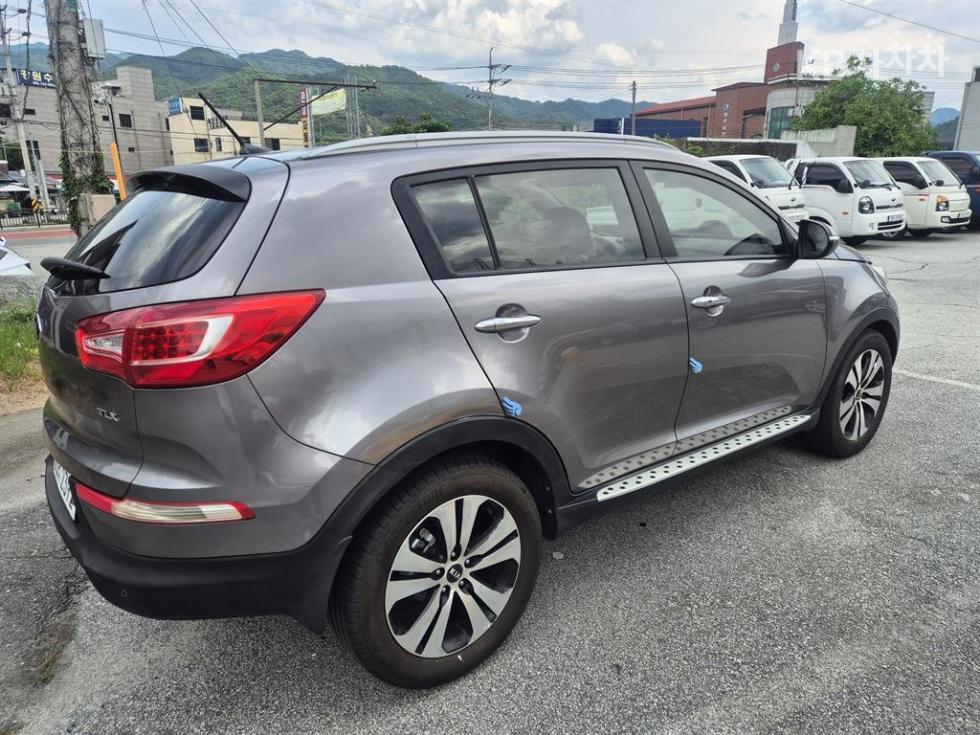 2013 - kia sportage