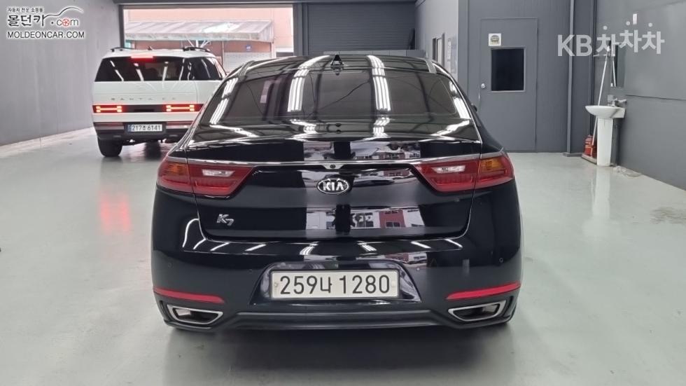 2018 - kia k7