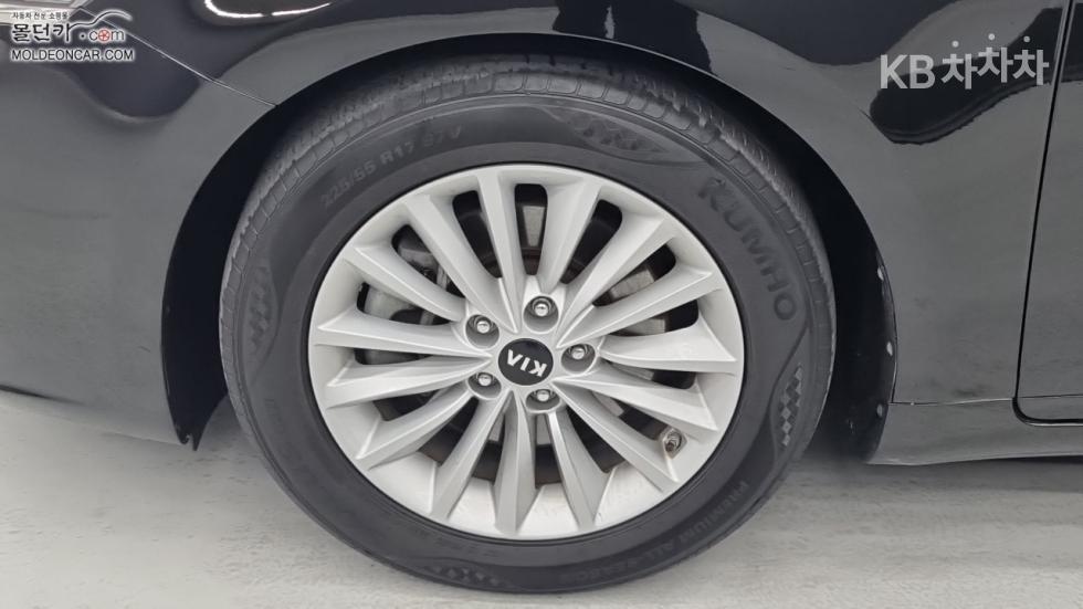 2018 - kia k7