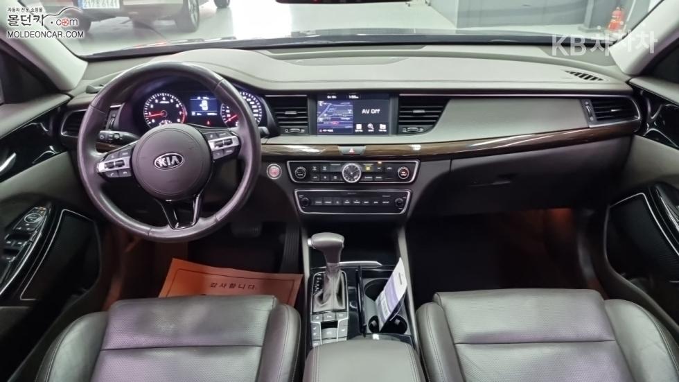 2018 - kia k7