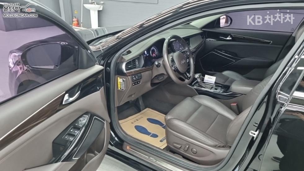 2018 - kia k7