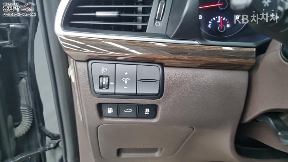 2018 - kia k7