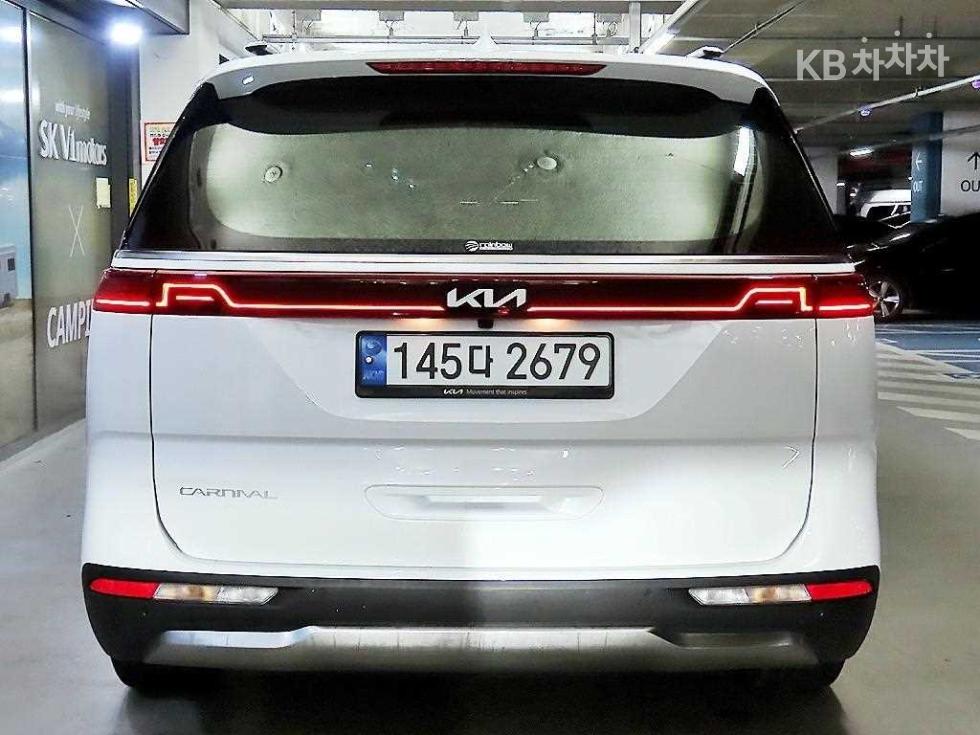 2023 - kia carnival