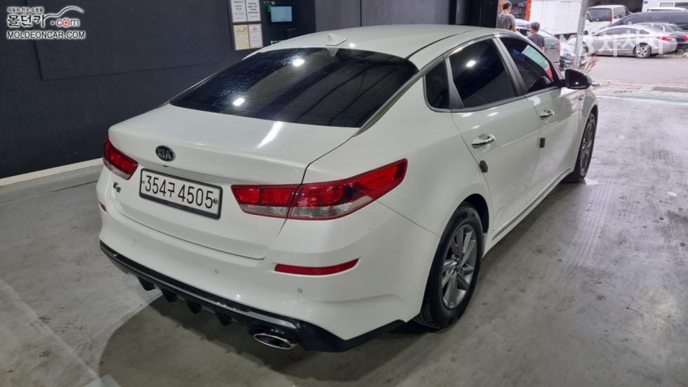 2020 - kia k5