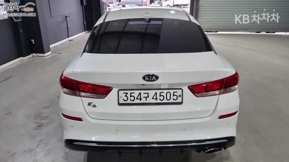 2020 - kia k5