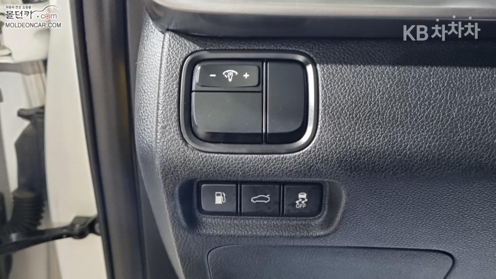 2020 - kia k5