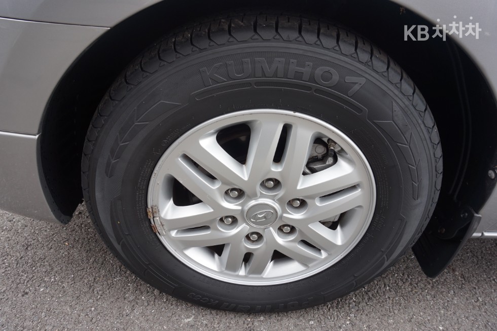 Hyundai Starex — miniaturë 32