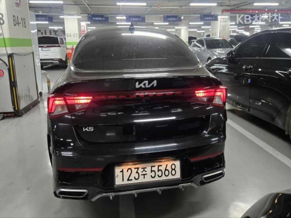 2023 - kia k5