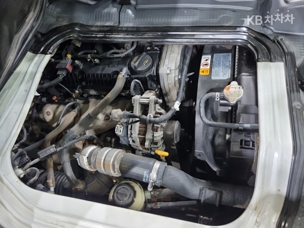 2016 - kia bongo iii