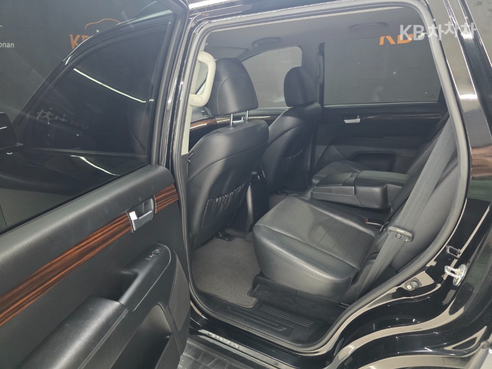 2017 - kia mohave