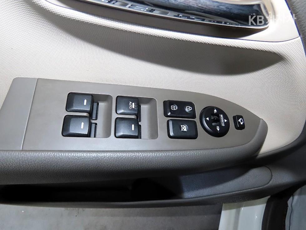 2012 - kia ray